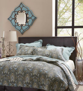 Wall Decor Gives Bedroom Instant Update