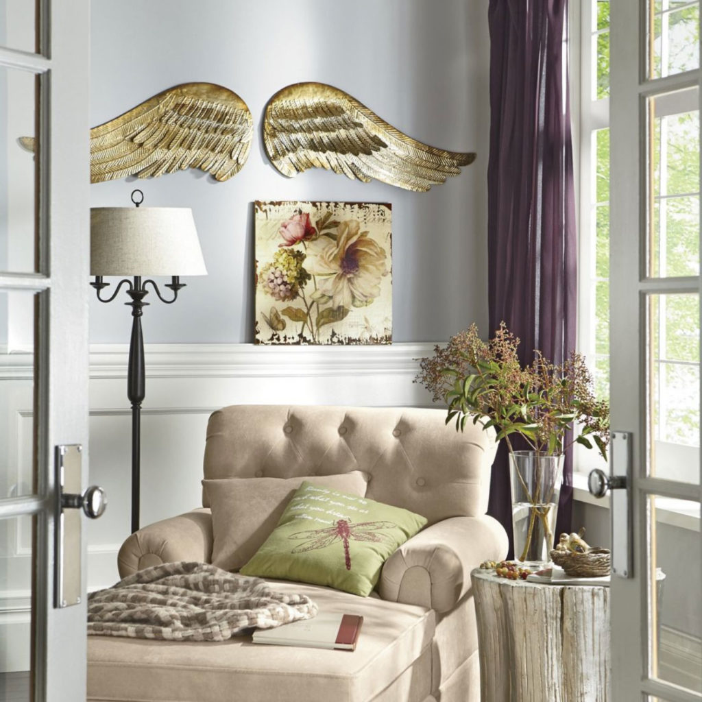 Reading Nook Accent Pieces