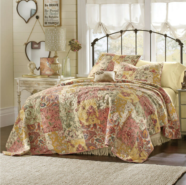 French Country Décor & Decorating Ideas for the Bedroom