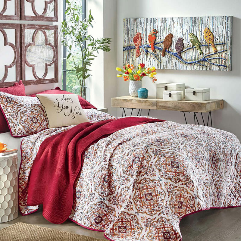 Transitional-Style Decor