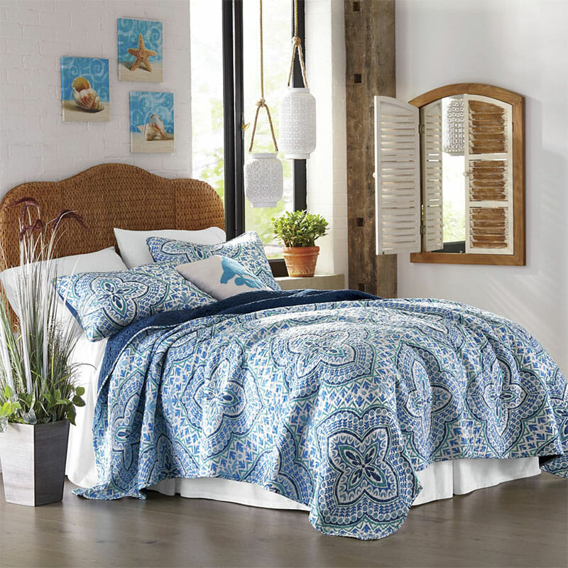 Aquamarine Quilt Set