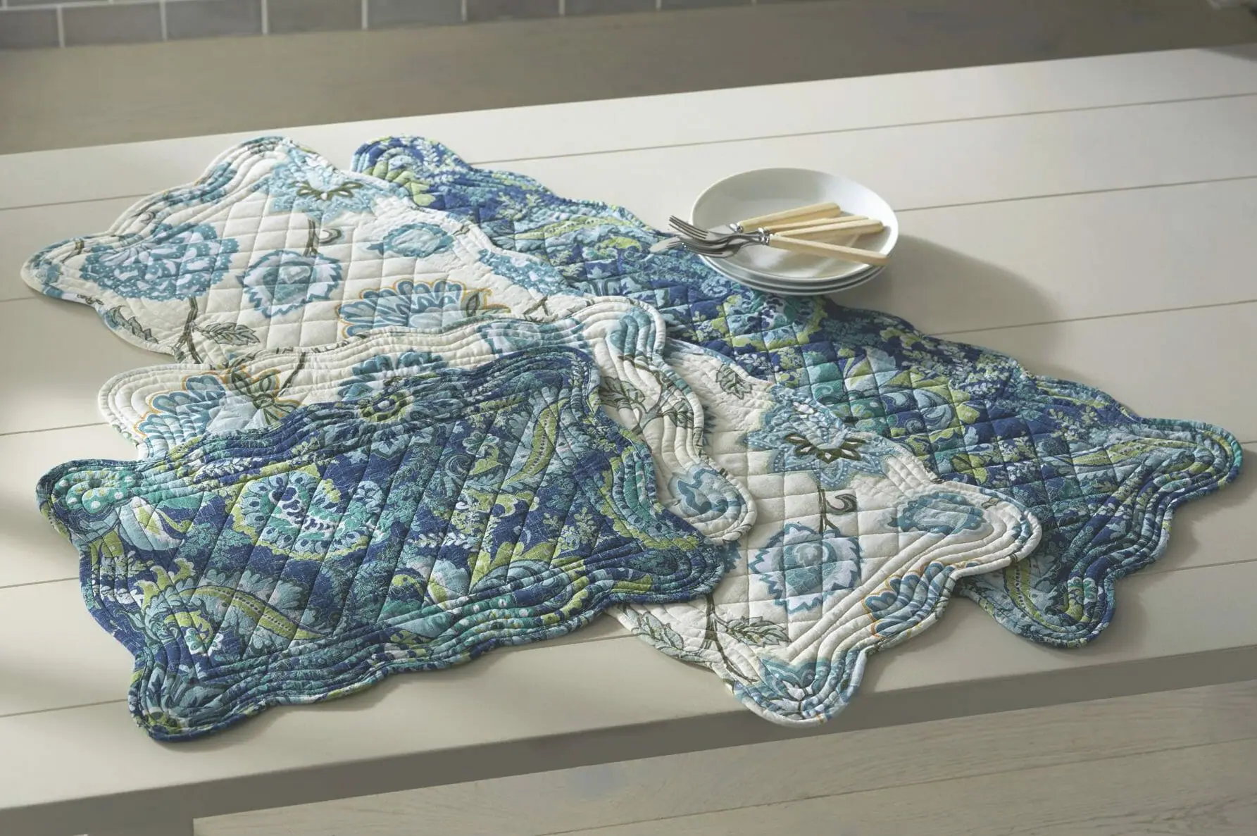 Add color and style to your dining table with Scalloped Table Runner and Placemats Scalloped Table Runner and Placemats