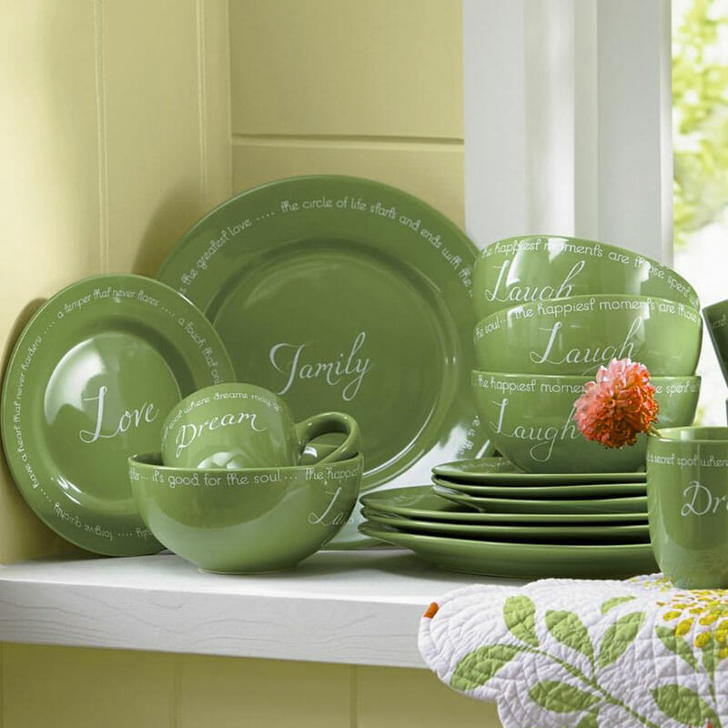 Dinnerware Set