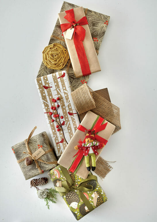 gift-wrapping-ideas-through-the-woods