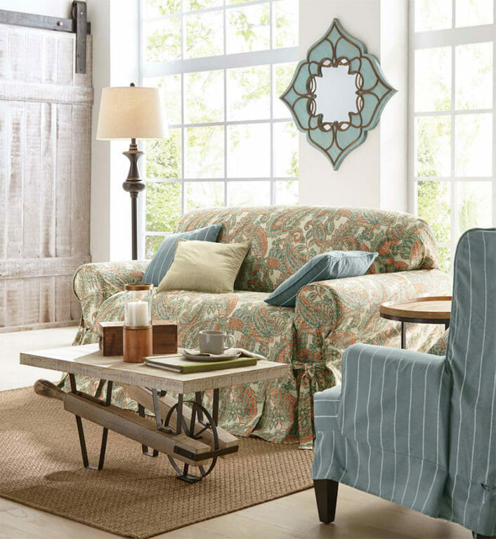 How to Mix Patterns in Living Room
