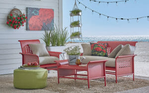 Get Your Outdoor Space Ready For Sumer With These Small Patio Decorating Ideas