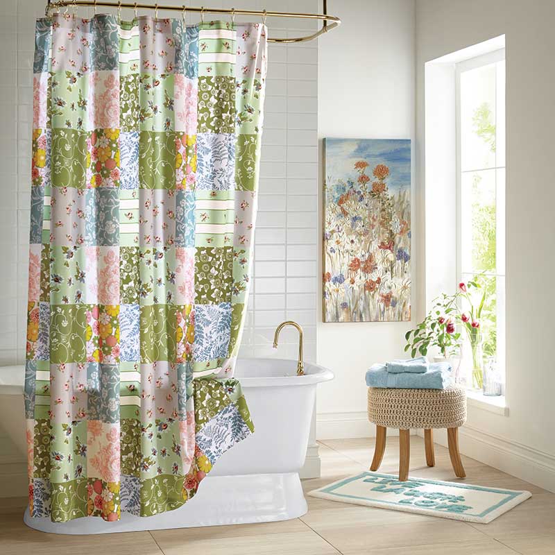 Freshen Up Your Bathroom With These Summer Decor Ideas
