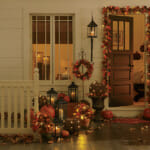11 Thanksgiving Front Door Decorating Ideas [Lookbook]