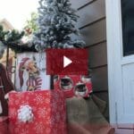 Cute Christmas Front Door Decorating [Video]