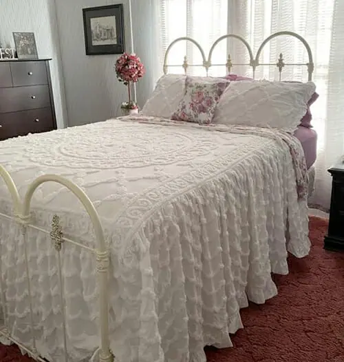 Chateau Oversized Reversible Quilt